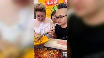 娱乐吃瓜酱购物,娱乐吃瓜酱带你畅游购物狂欢盛宴